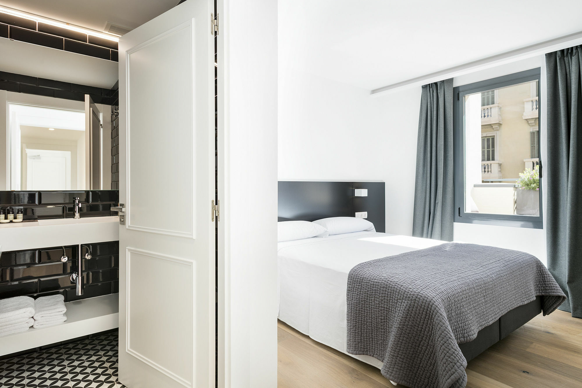 Murmuri Residence Mercader Барселона Екстериор снимка